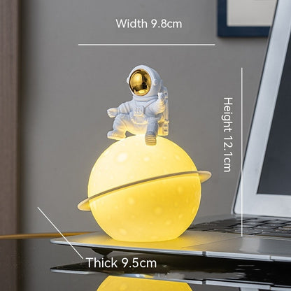 Mini Astronaut Night Lamp – Home Decor