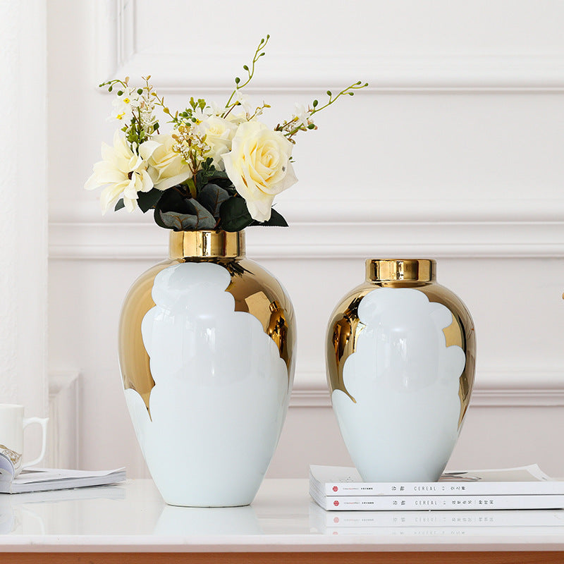 Opulent Elegance: Luxury Ceramic Vases